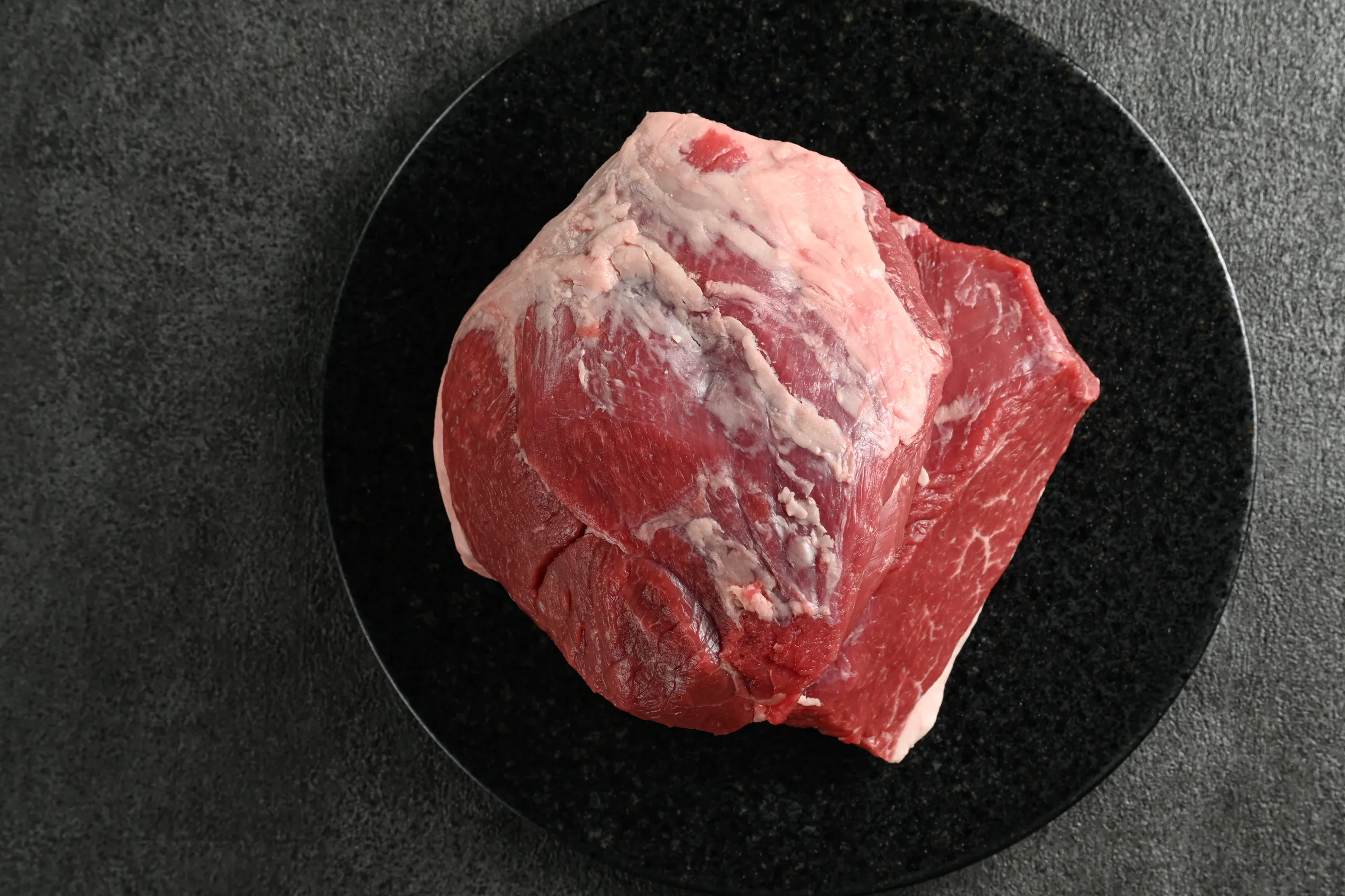 生ラム・レッグブロック小分けカット（1Kg）
