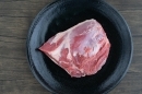 「【プロトン凍結】生ラムレッグブロック小分けカット500g/真空パック」