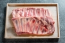 完売御礼UK産「ラムスペアリブ/2ラック」610g～676g
