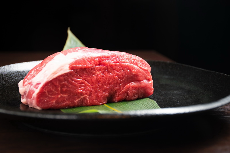 「【プロトン凍結】生ラムレッグステーキカット100g約1cm」